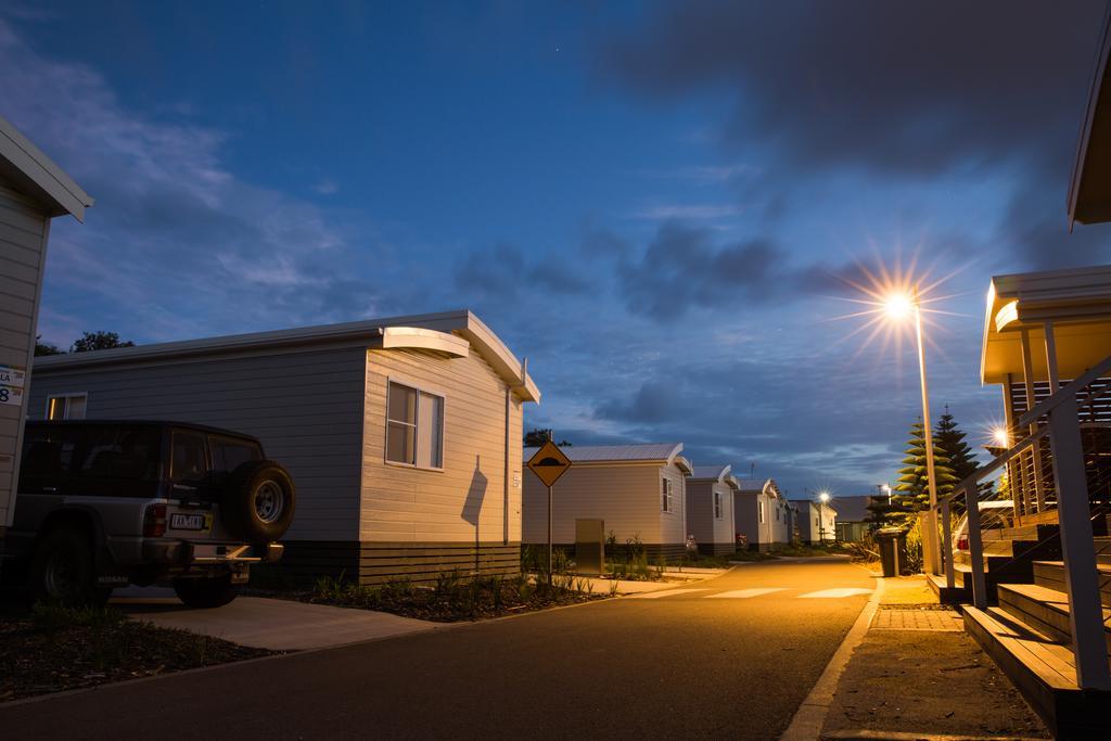 Nrma Stockton Beach Holiday Park Hotel Værelse billede